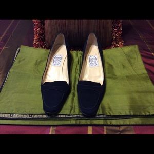 Emma Hope Navy Suede Pump SZ38 $80